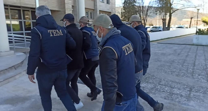 PKK terör örgütü üyeleri Yunanistana kaçarken yakalandı
