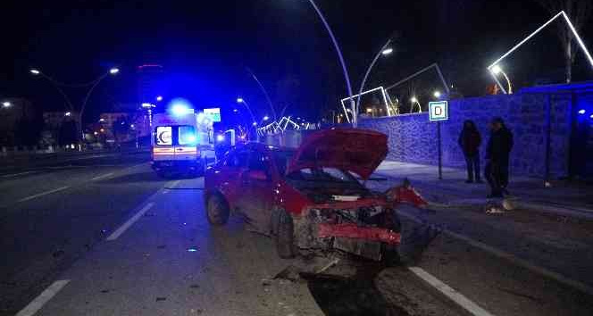 Uşak’ta alkollü sürücü dehşeti: 1’i ağır 2 kişi yaralandı