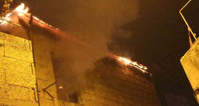 Kilis’te korkutan yangın