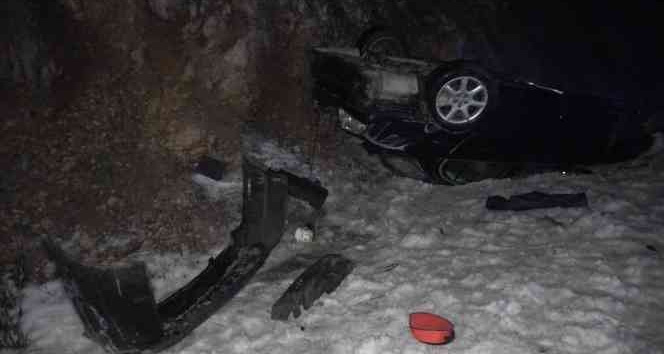 Kırklareli’nde şarampole devrilen otomobilde 2 kişi yaralandı