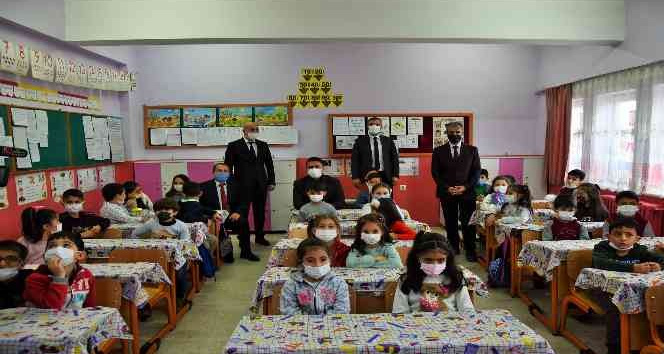 Yarıyıl tatili sona erdi: Kırıkkale’de binlerce öğrenci okula döndü