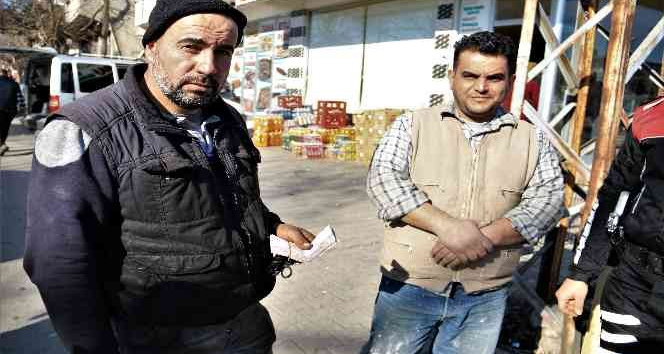Suriyeli aile dolandırılmaktan son anda kurtuldu