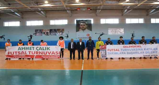Hizan’da Ahmet Çalık anısına futsal turnuvası