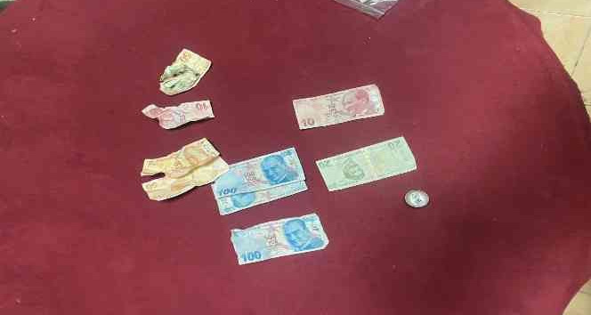 Kıraathanede kumar oynayan 4 kişiye 7 bin 276 TL ceza