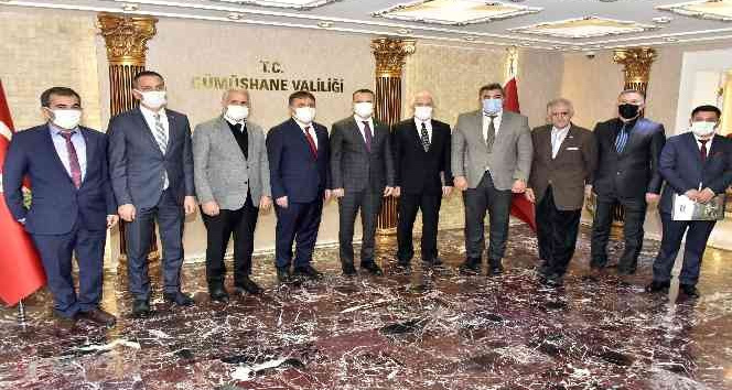 Gümüşhane’de eğitime destek veren başkanlara teşekkür belgesi