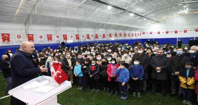 Keçiören Belediyesi’nden eğitime spor tesisi desteği