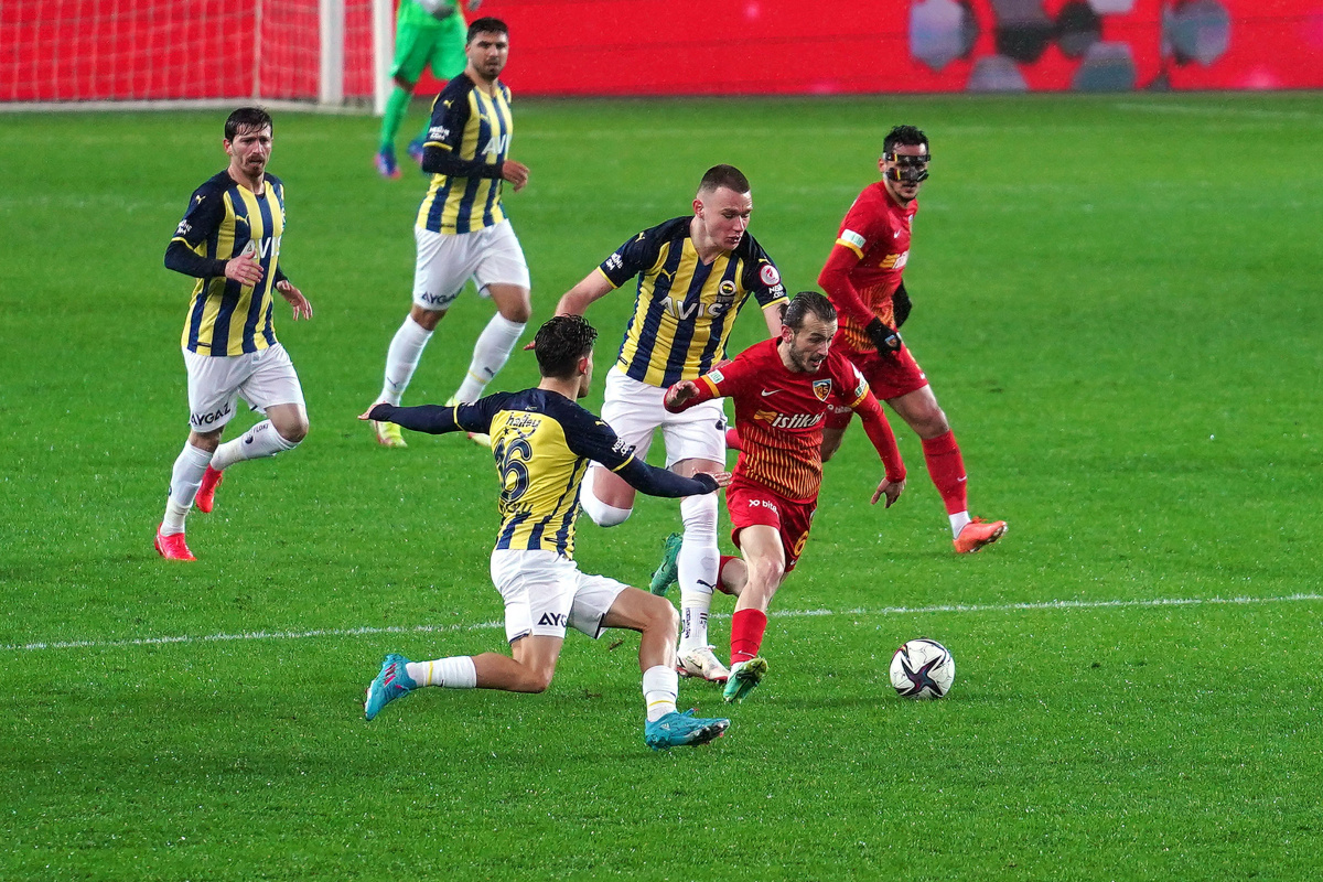 Fenerbahçe son dakika golüyle kupadan elendi
