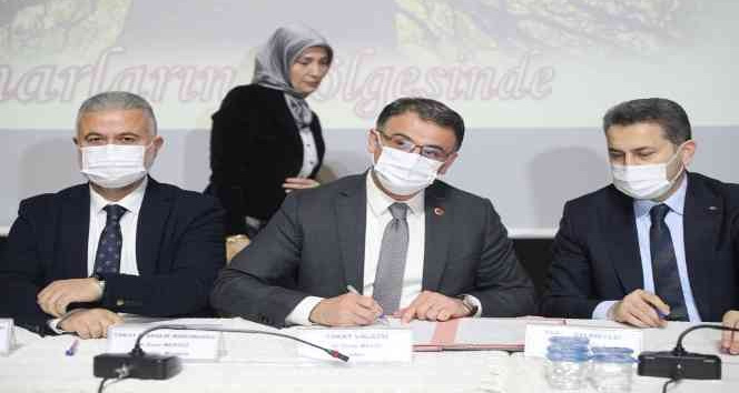 Vali Balcı: "Dışarıda biri üşürse biz ısınamayız"