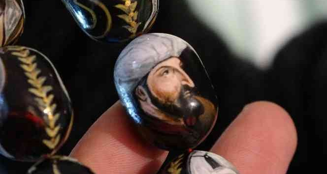 Bu tespihin yapımı 3 ay, maliyeti 60 bin lira: Üzerinde ise Osmanlı padişahları tuğralarıyla yer alıyor