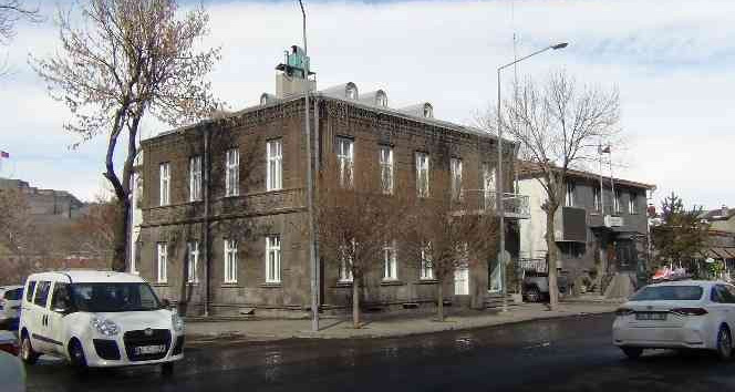 Kars’ta Baltık Mimarisi binalar sokakları süslüyor