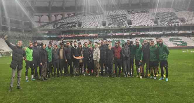 Giresunspor’da Champness antrenmana çıktı