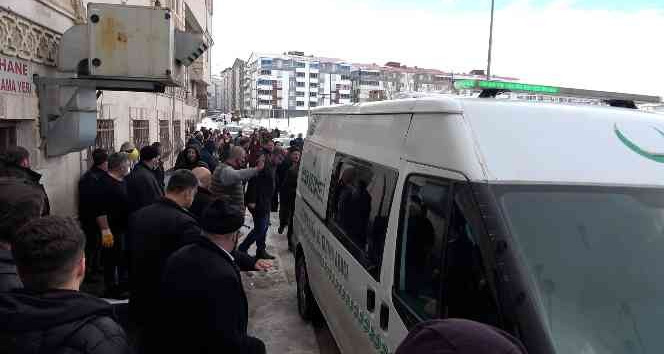 Rusya’da hayatını kaybeden gemi kaptanı Tatvan’da toprağa verildi