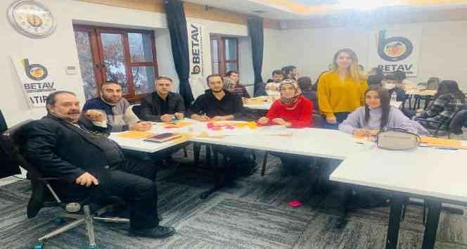 Bitlis’te proje hazırlama ve uygulama eğitimi
