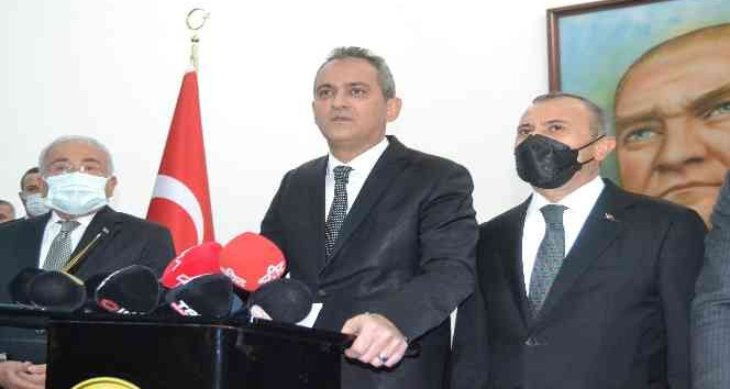 Bakan Özer’den yüz yüze eğitim açıklaması: “İnşallah bu dönemi de yüz yüze eğitime kararlılıkla uyarak nihayetlendireceğiz”