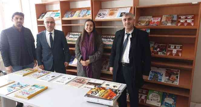 Siirt valiliğinden köy okullarına kitap desteği