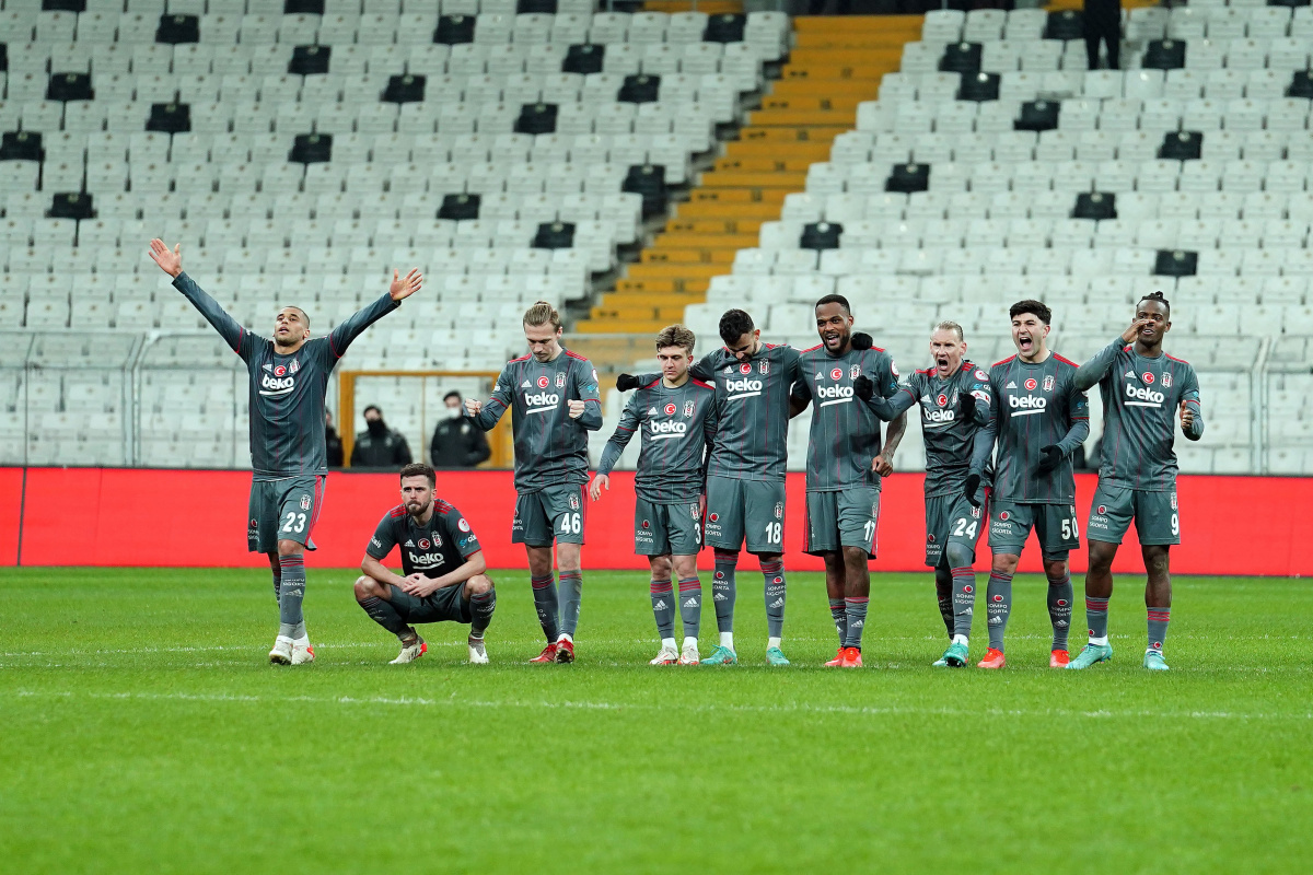 Beşiktaş - Göztepe maçından kareler