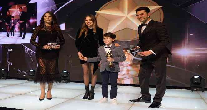 “Shining Stars Awards” Türkiye’nin Parlayan Yıldızları Ödülleri sahiplerini buldu