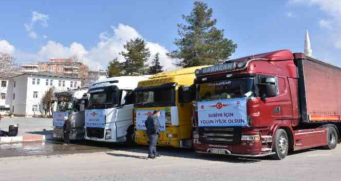 Siirt’ten İdlib kentine 4 tır yardım
