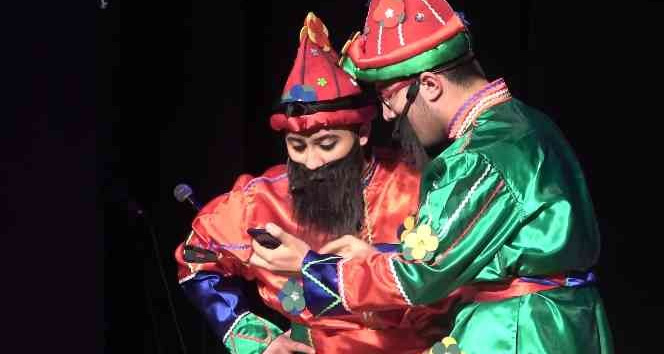 112’nin önemi Karagöz ve Hacivat ile anlatıldı