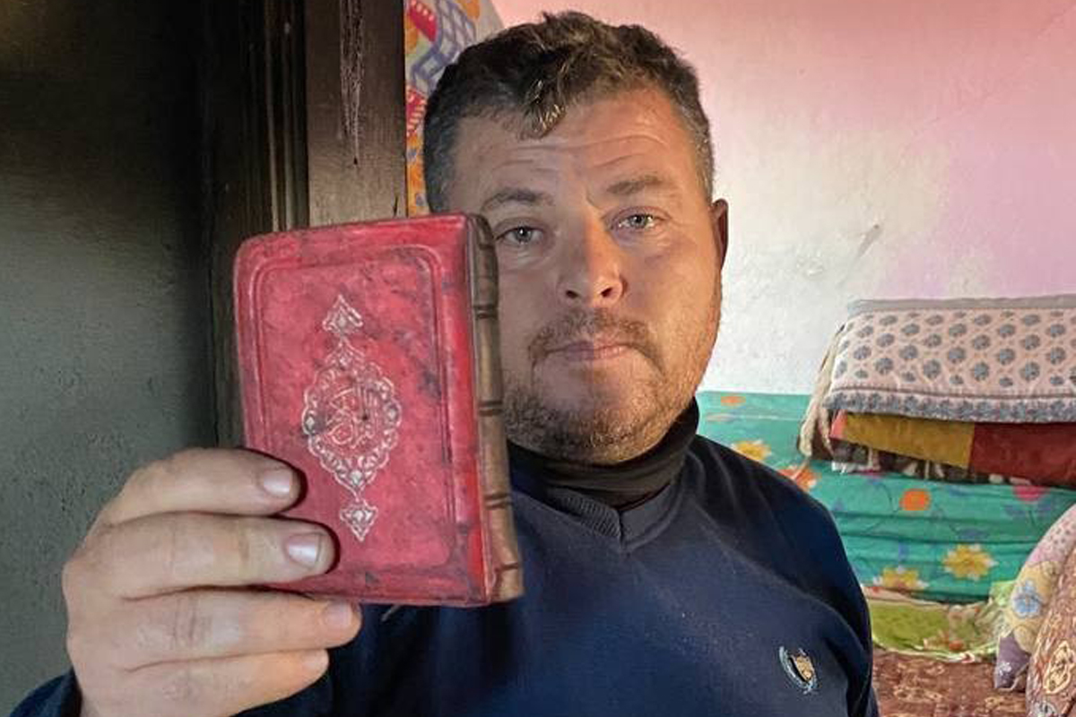 Küle dönen evde Kur'an-ı Kerim sağlam kaldı