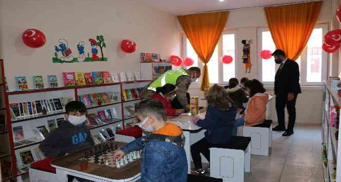 Şırnak’ta Jandarmadan eğitime destek