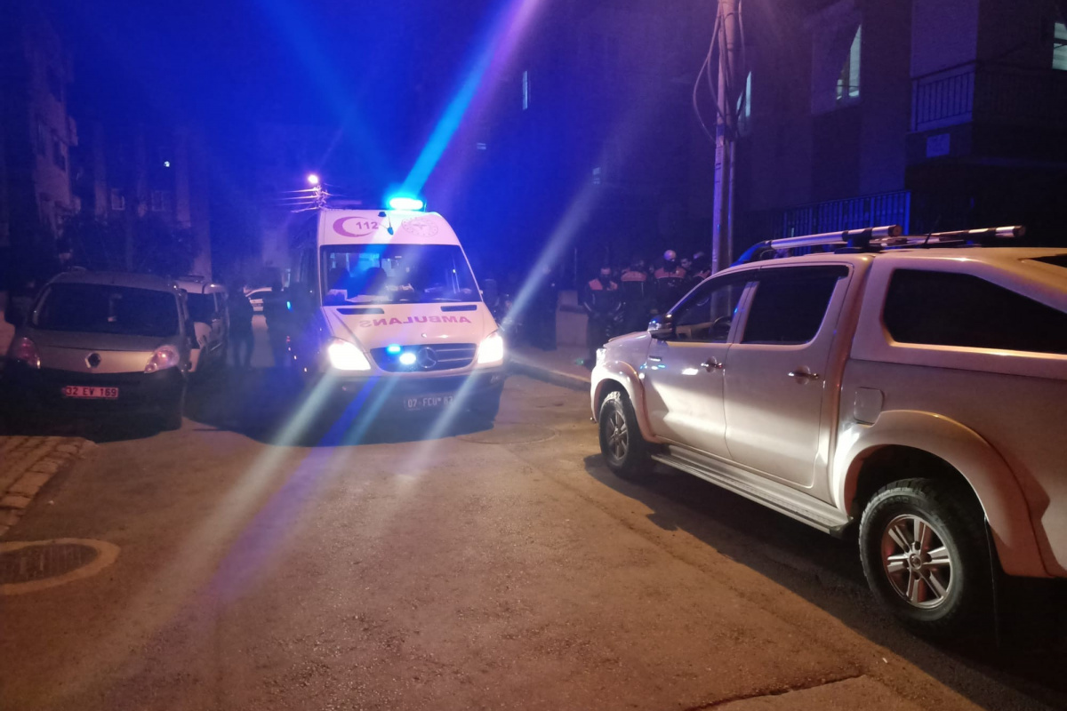 Antalya'da cinayet: 1 ölü, 1 yaralı