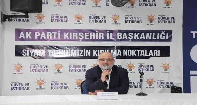 AK Parti’de ‘Siyasi Tarihin Kırılma Noktaları’ konferansı verildi