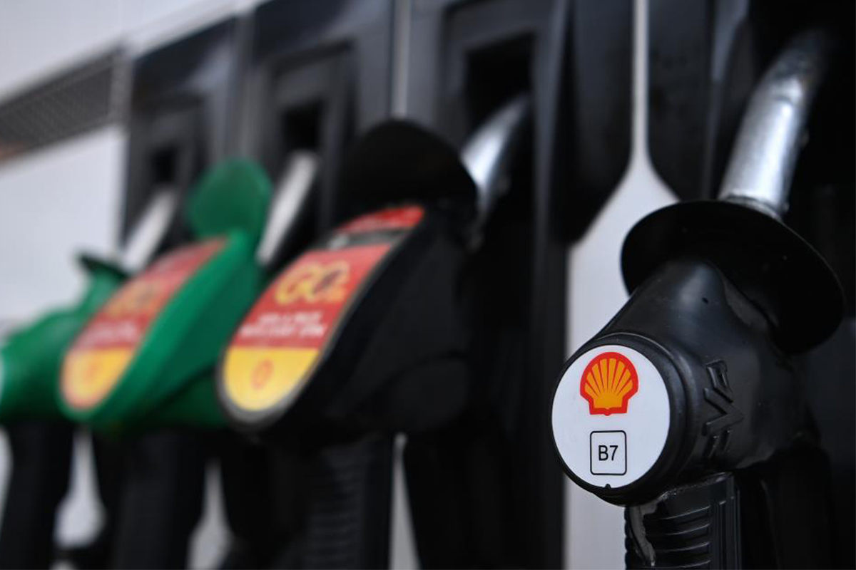 İngiltere'de akaryakıt fiyatları tüm zamanların en yüksek seviyesine yükseldi