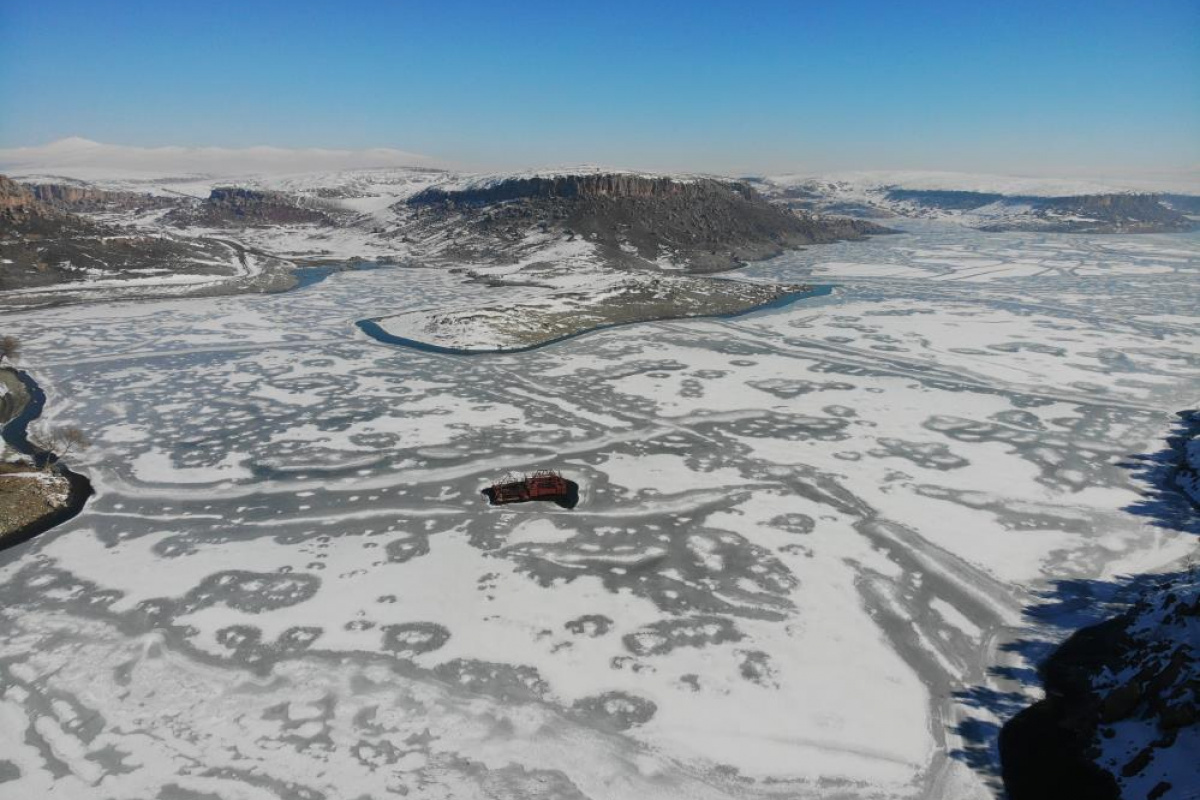 Yağan kar kuruma tehlikesi yaşayan barajların umudu oldu