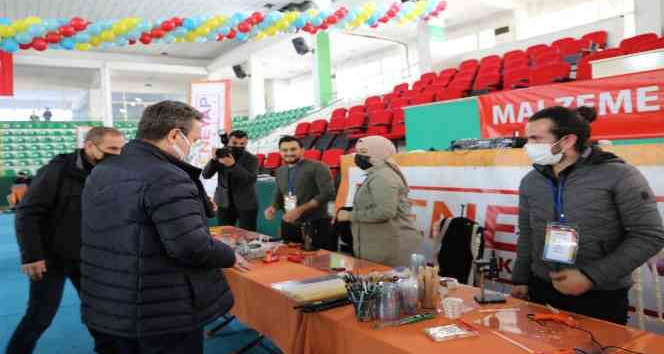 Giresun’da 285 öğrenci Deneyap uygulama sınavında yeteneklerini gösterdi