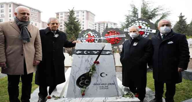 Ozan Arif vefatının üçüncü yılında anıldı