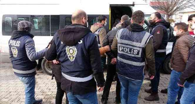 "Görevi Kötüye Kullanma ve Rüşvet" operasyonunda 7 tutuklu
