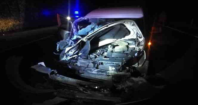 Kazada ağır yaralanan genç 2 günlük yaşam mücadelesini kaybetti