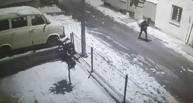 Gündüz dilencilik gece hırsızlık yapan şüpheli yakalandı