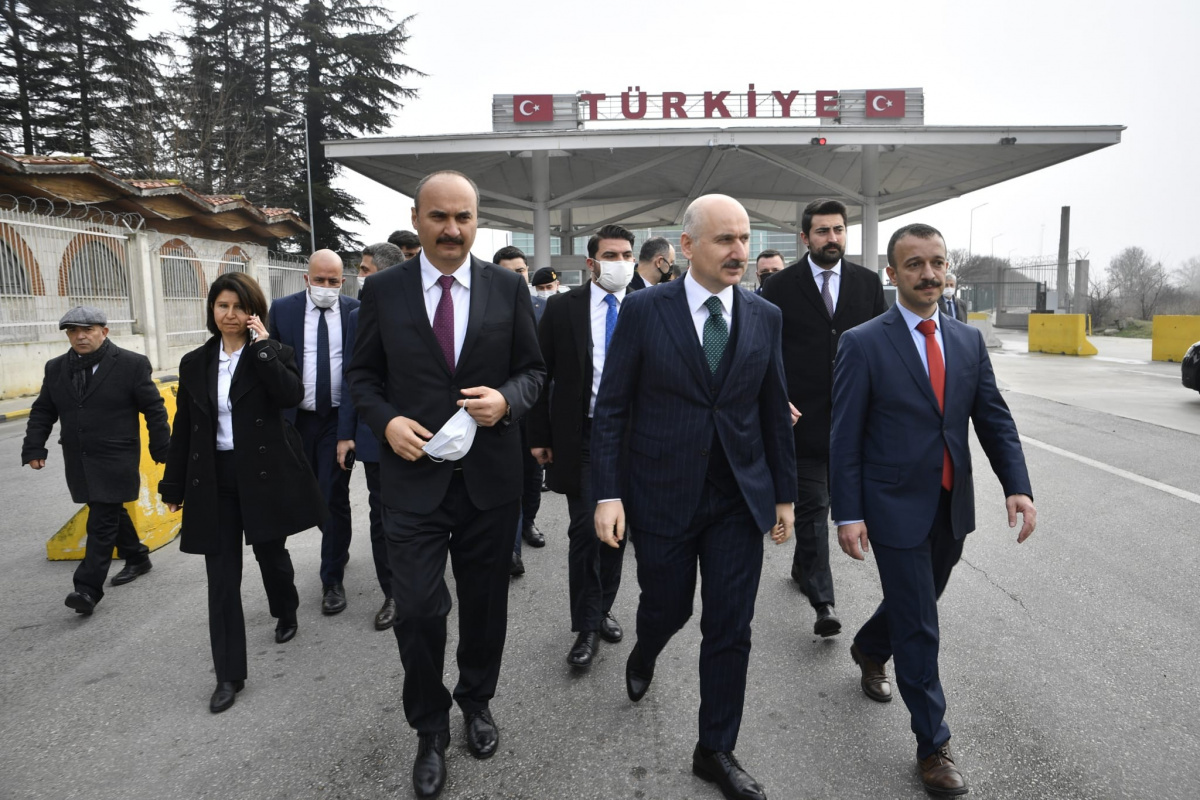Ulaştırma ve Altyapı Bakanı Karaismailoğlu, Edirne&#039;de