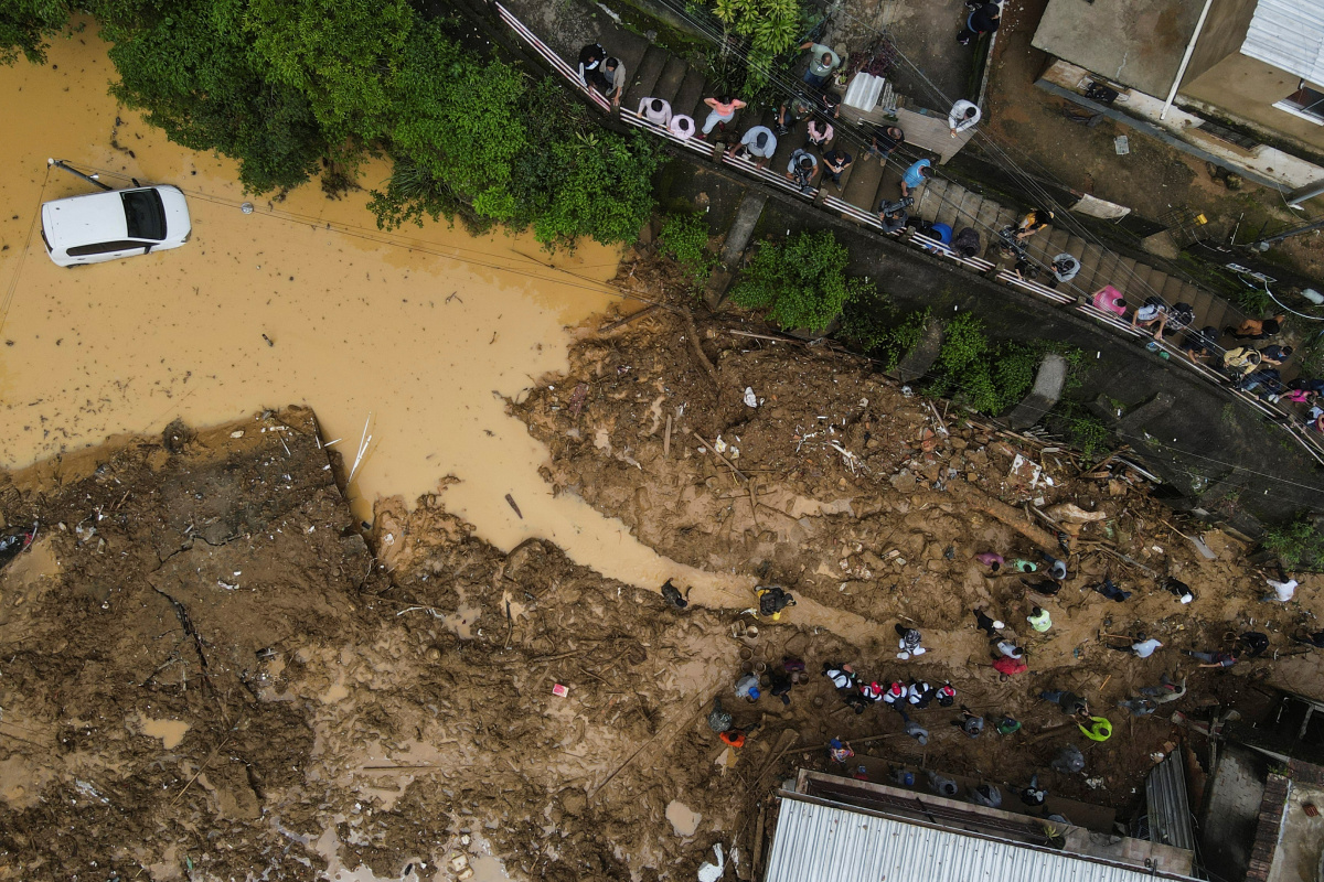Brezilya’daki sel ve toprak kayması felaketinde can kaybı 104’e yükseldi