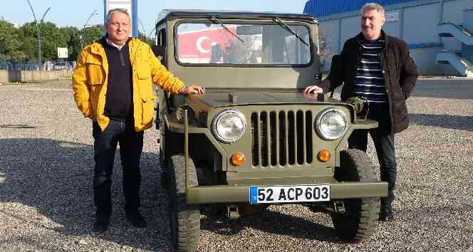 Hurdalıktan aldığı askeri cipi 110 bin lira harcayarak 70 yıl önceki haline çevirdi