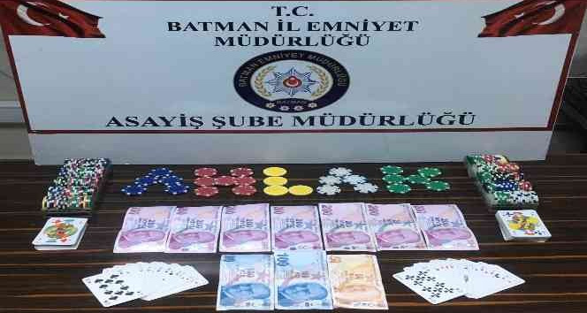 Batman’da kumar baskını: 10 kişiye 18 bin 190 lira para cezası