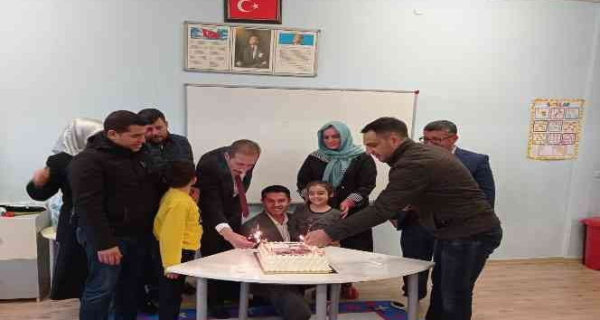 Batmanda şehit kızına sürpriz doğum günü partisi
