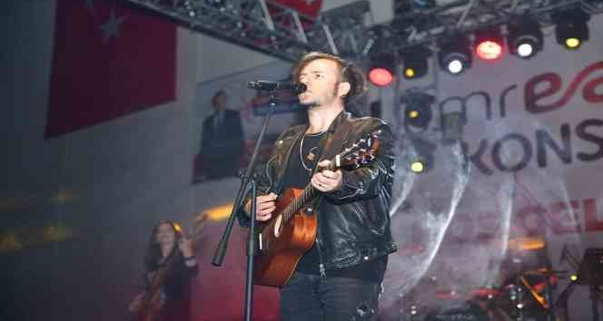 Sanatçı Emre Aydın, Malatyalıları coşturdu