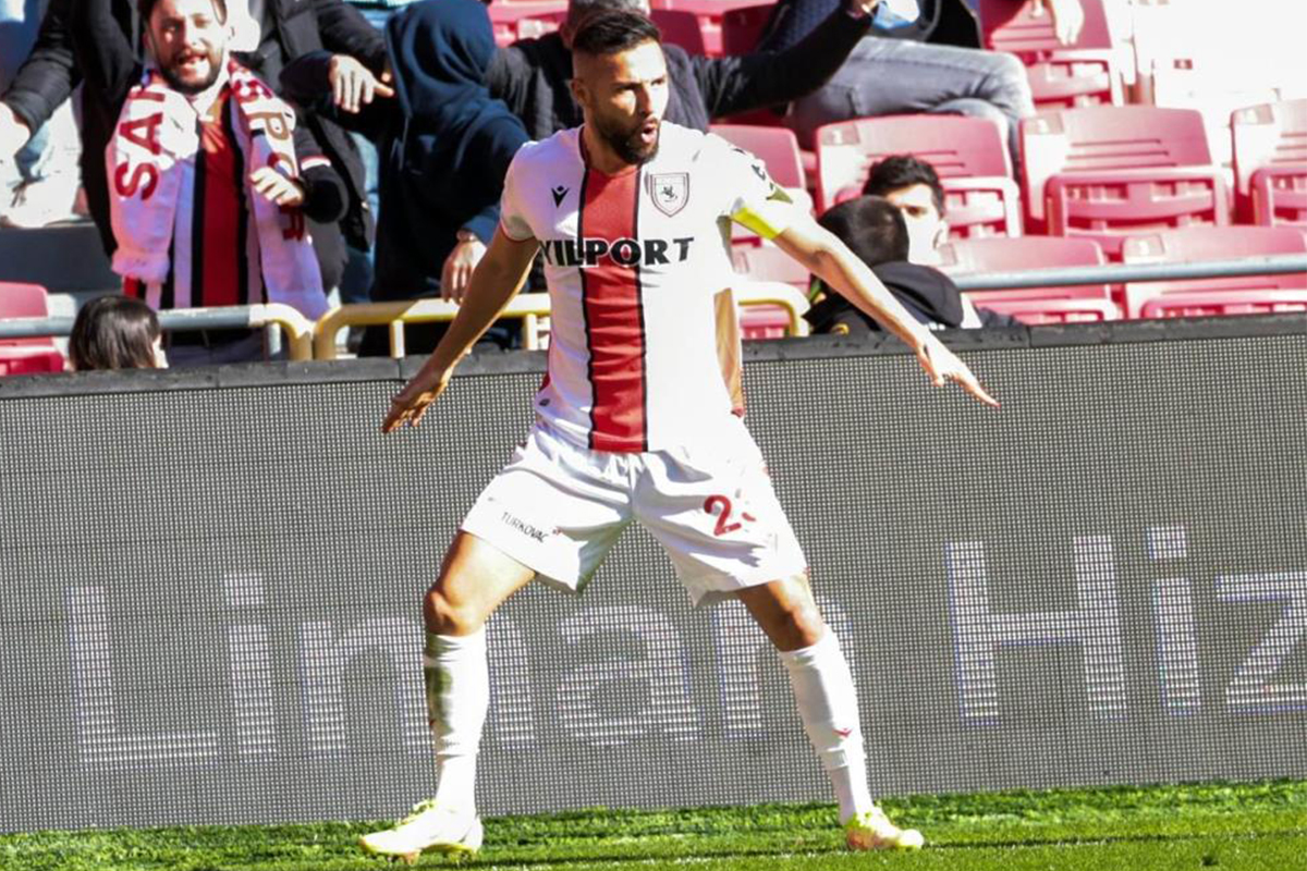 Yasin Öztekin 34 yaşında kariyerinin en golcü sezonunu yaşıyor