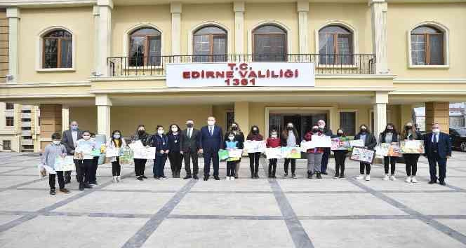 ’112 Hayat Kurtarır’ temalı resim yarışmasında öğrenciler ödüllerine kavuştu