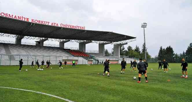 OKÜ, profesyonel ve amatör spor kulüplerine spor tesislerini açtı