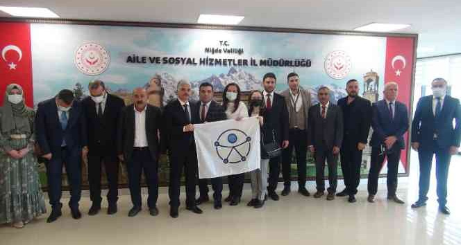Niğde’de kurumlara ’Erişilebilirlik bayrağı’ verildi