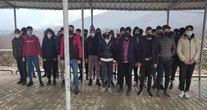 Kırklareli’nde 114 kaçak göçmen yakalandı