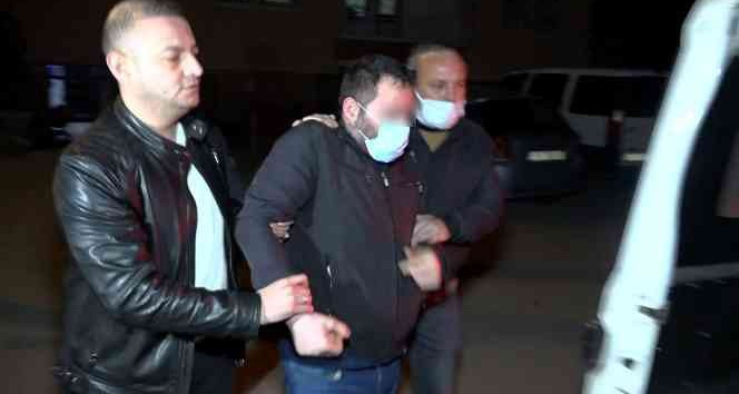 3 çocuğunu rehin aldı, polis itfaiye merdiveniyle ikna etmeye çalıştı