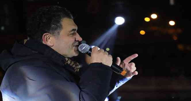 Sanatçı Başkan Faruk Demir’den konserli kutlama