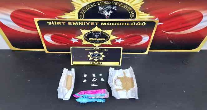Siirt’te 7 fişek eroin ele geçirildi