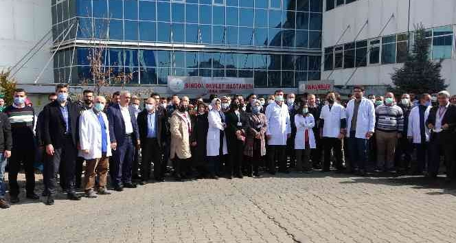 Bingöl’de  doktora uygulanan şiddet kınandı