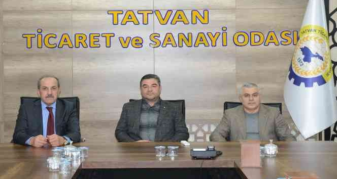 Bitlis Defterdarı Özçelik’ten “Vergi Haftası” ziyareti